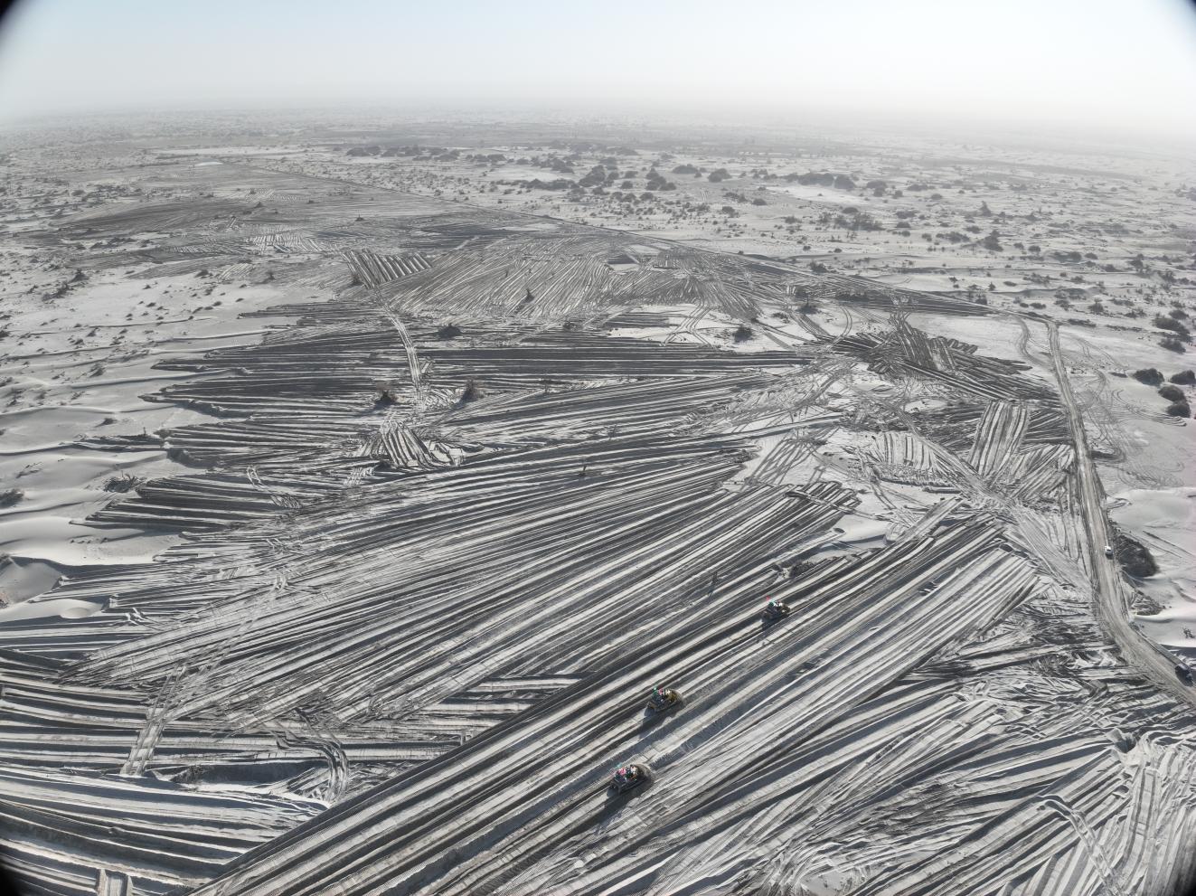 鏖戰(zhàn)沙漠筑綠洲 塔克拉瑪干邊緣生態(tài)治理戰(zhàn)役破冰前行