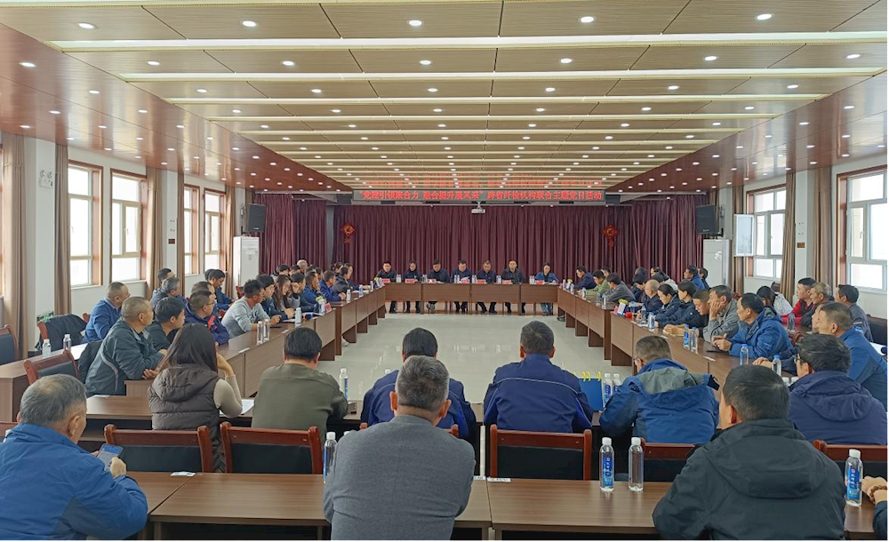 黨建引領聚合力 融合提升展風采——跨省纖檢機構在阿拉爾開展主題黨日暨技術交流活動