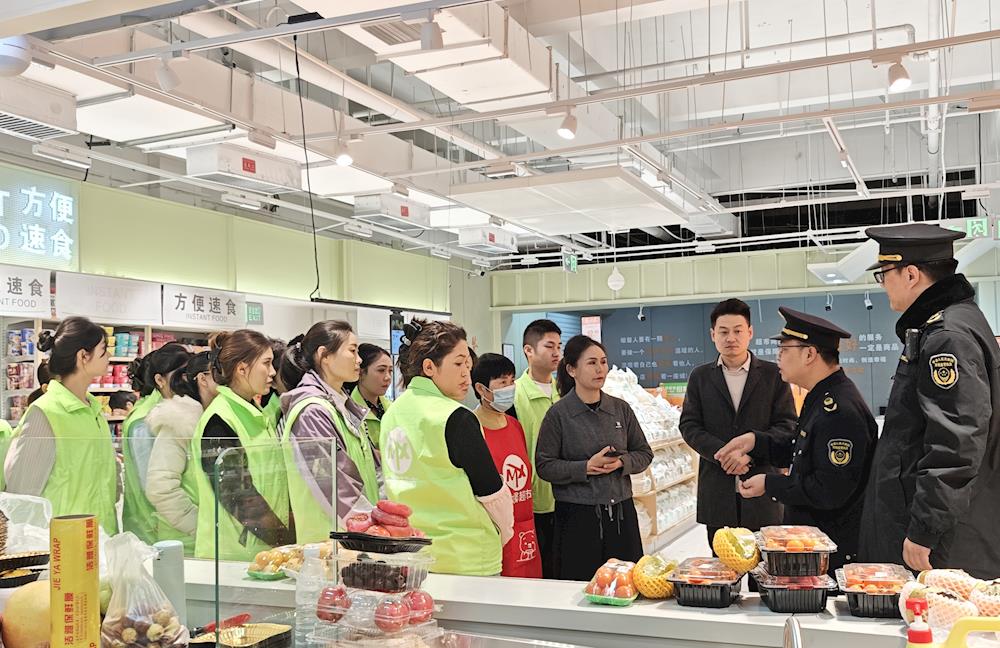 普法進企業 護航促發展