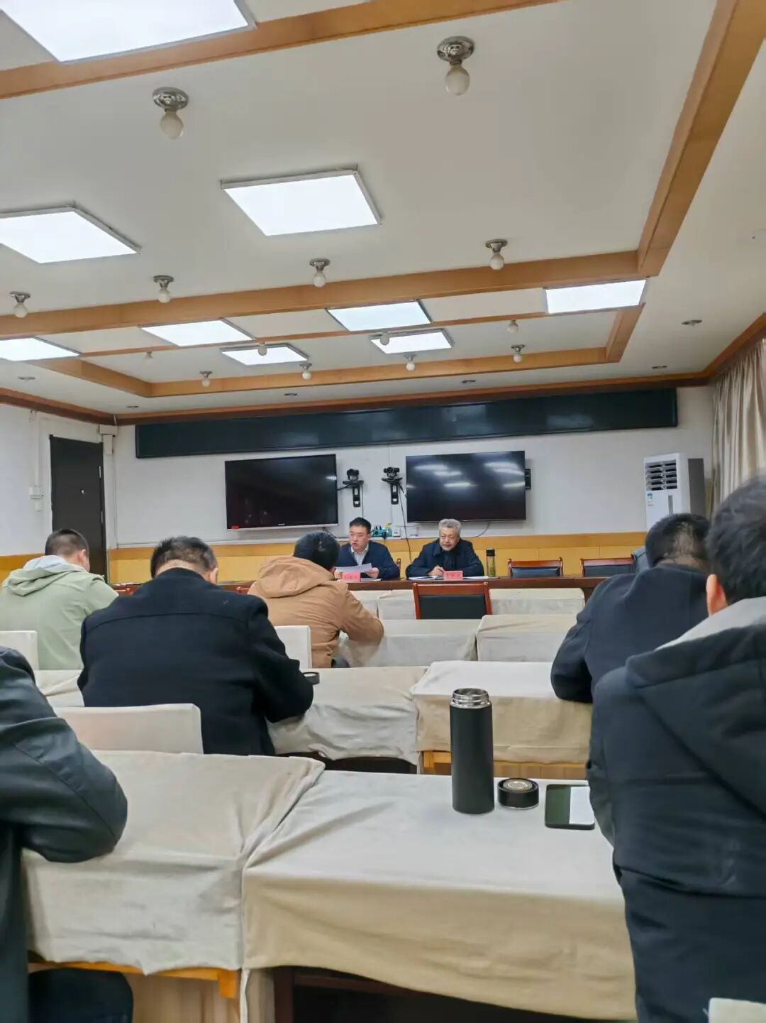 錨定目標 抓實舉措 | 八團召開農業重點工作推進會