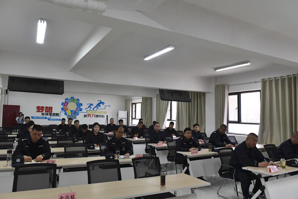 第一師中級(jí)人民法院舉辦2026年度司法警察政治輪訓(xùn)暨司法警務(wù)輔助人員崗前培訓(xùn)班
